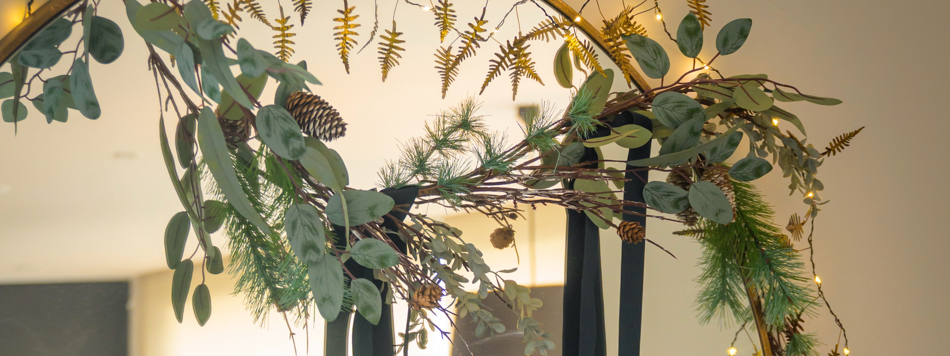 Wreaths, Trees & Garlands