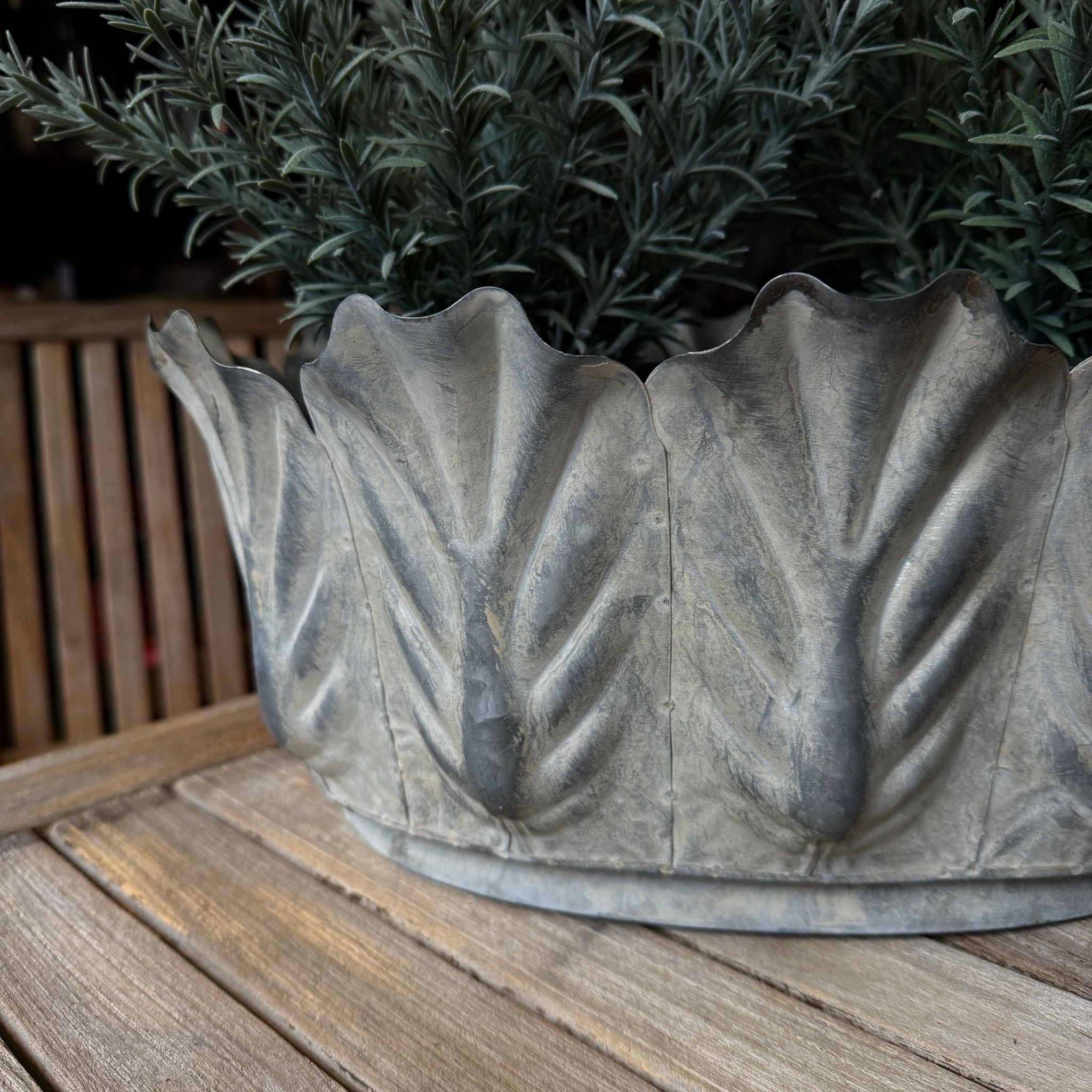Foliate Planter