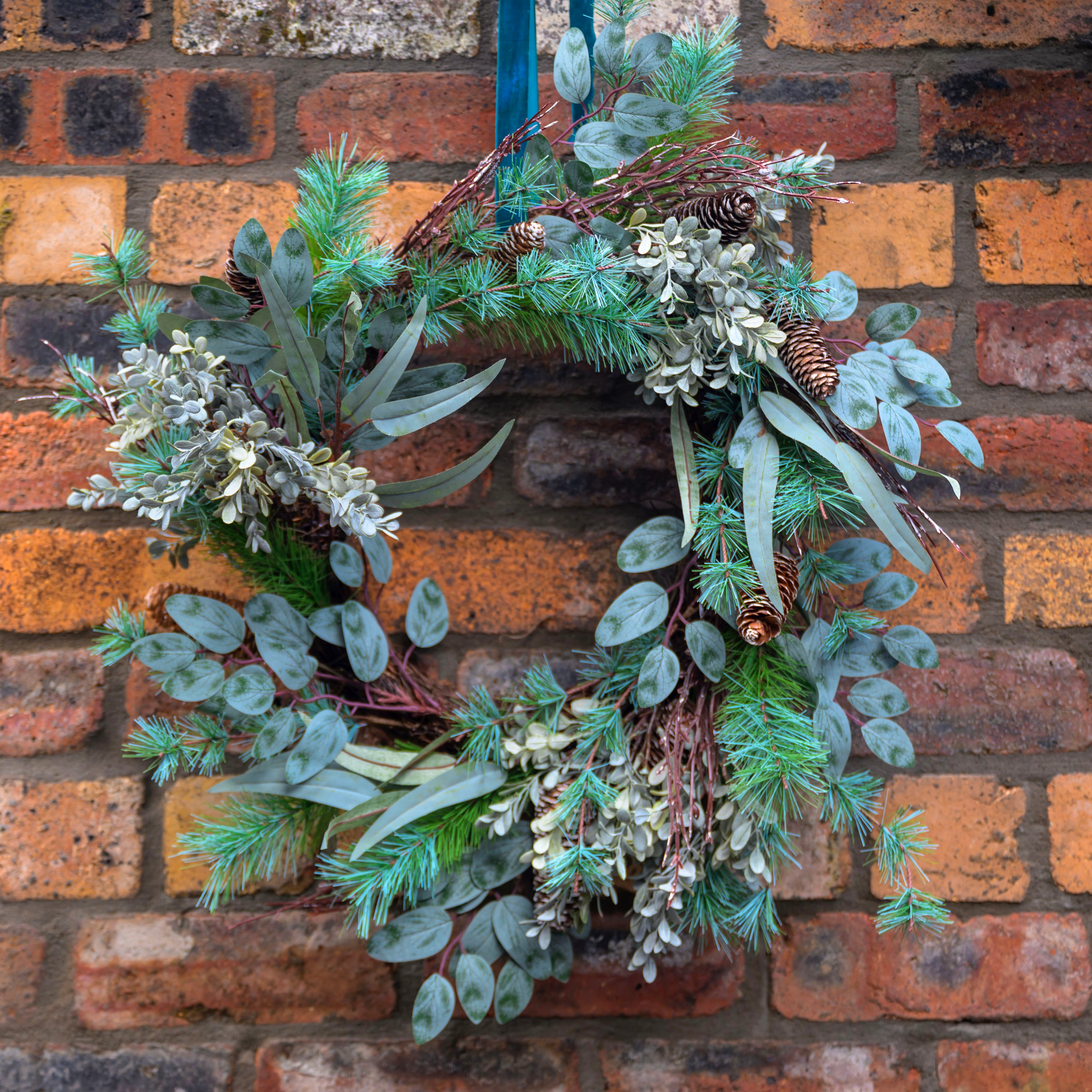 Winter Foliage Wreath