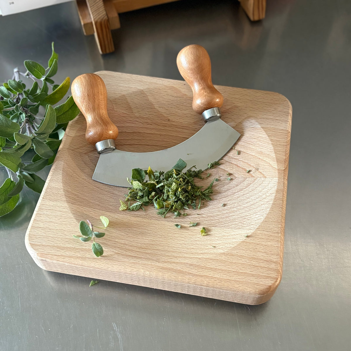 Mezzaluna & Chopping Board Set