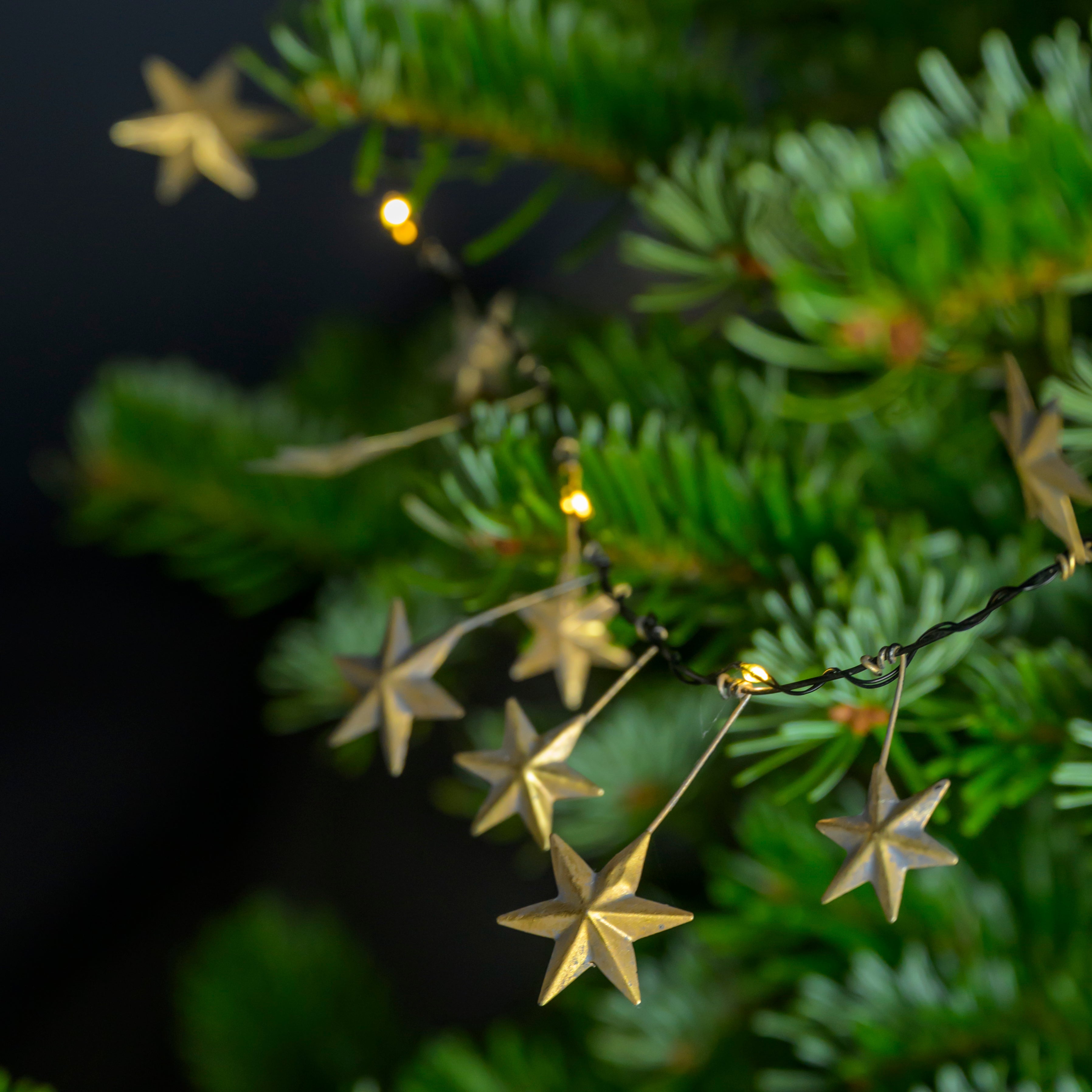 Illuminated Golden Star Garland