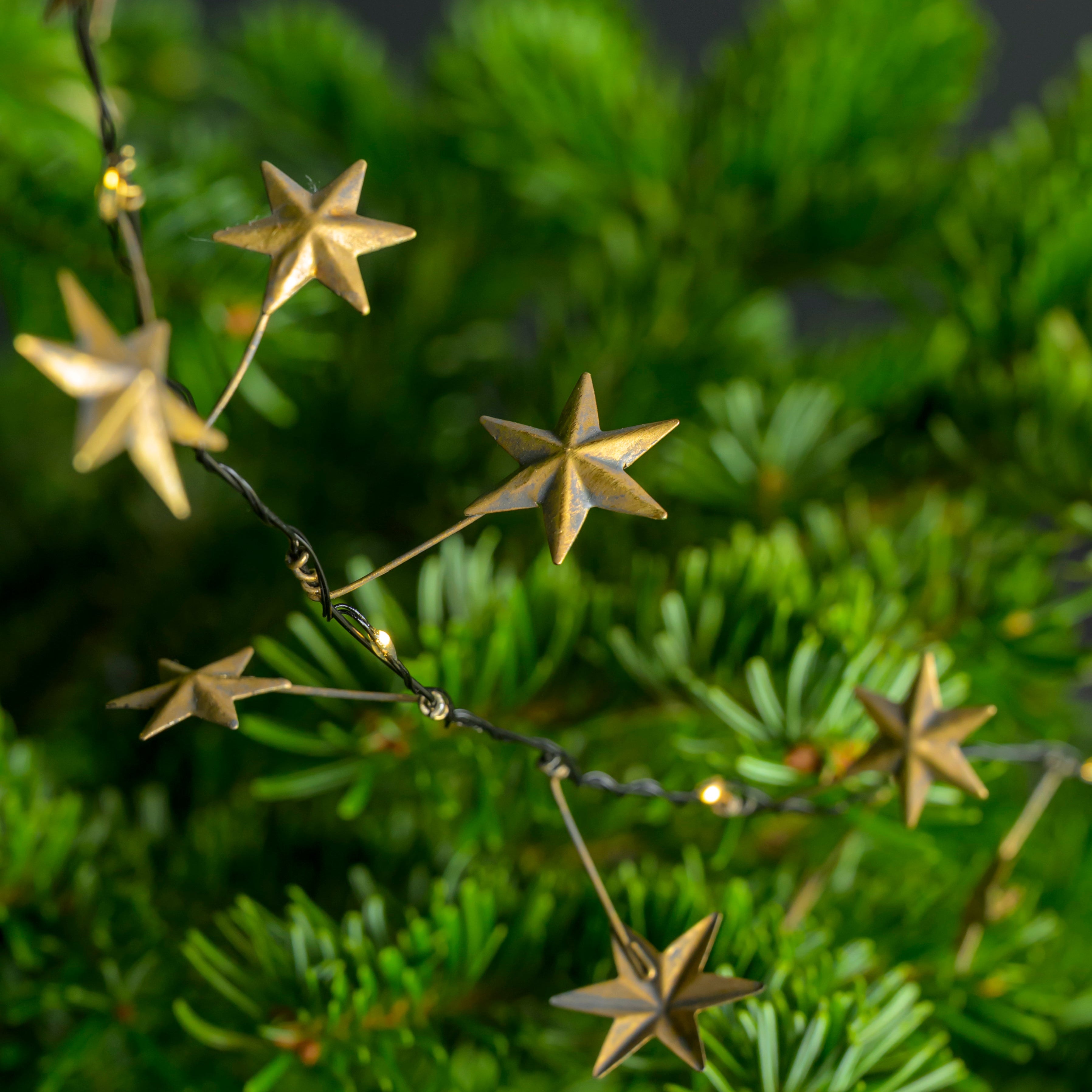 Illuminated Golden Star Garland