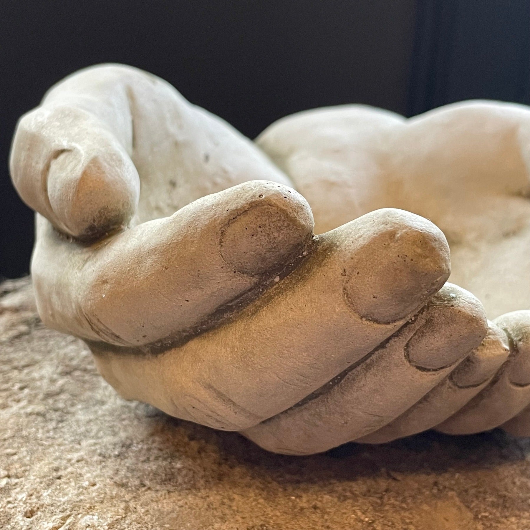 Cast Stone Hands Bowl/ Feeder Bird Baths Henderson's