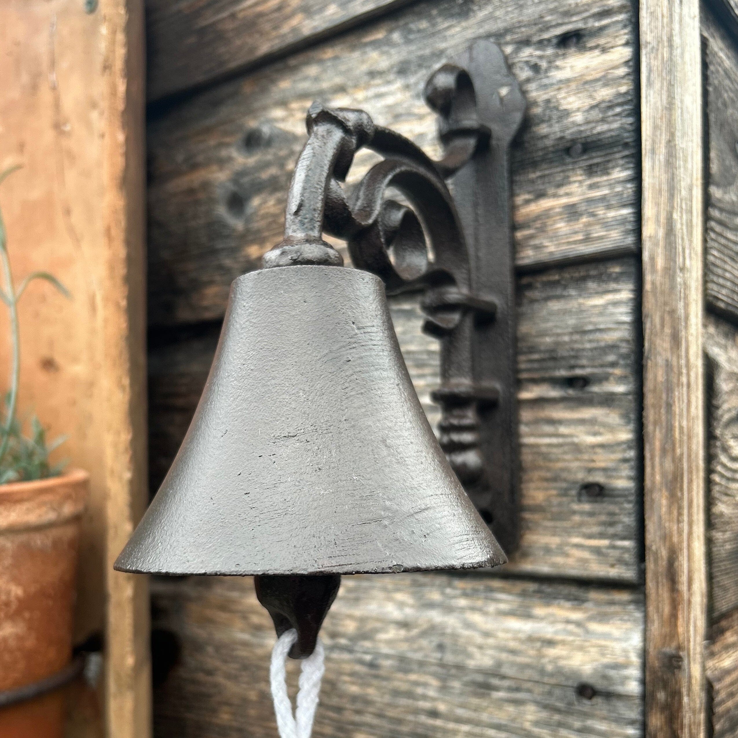 Decorative Cast Iron Doorbell Flower Doorbell Henderson's