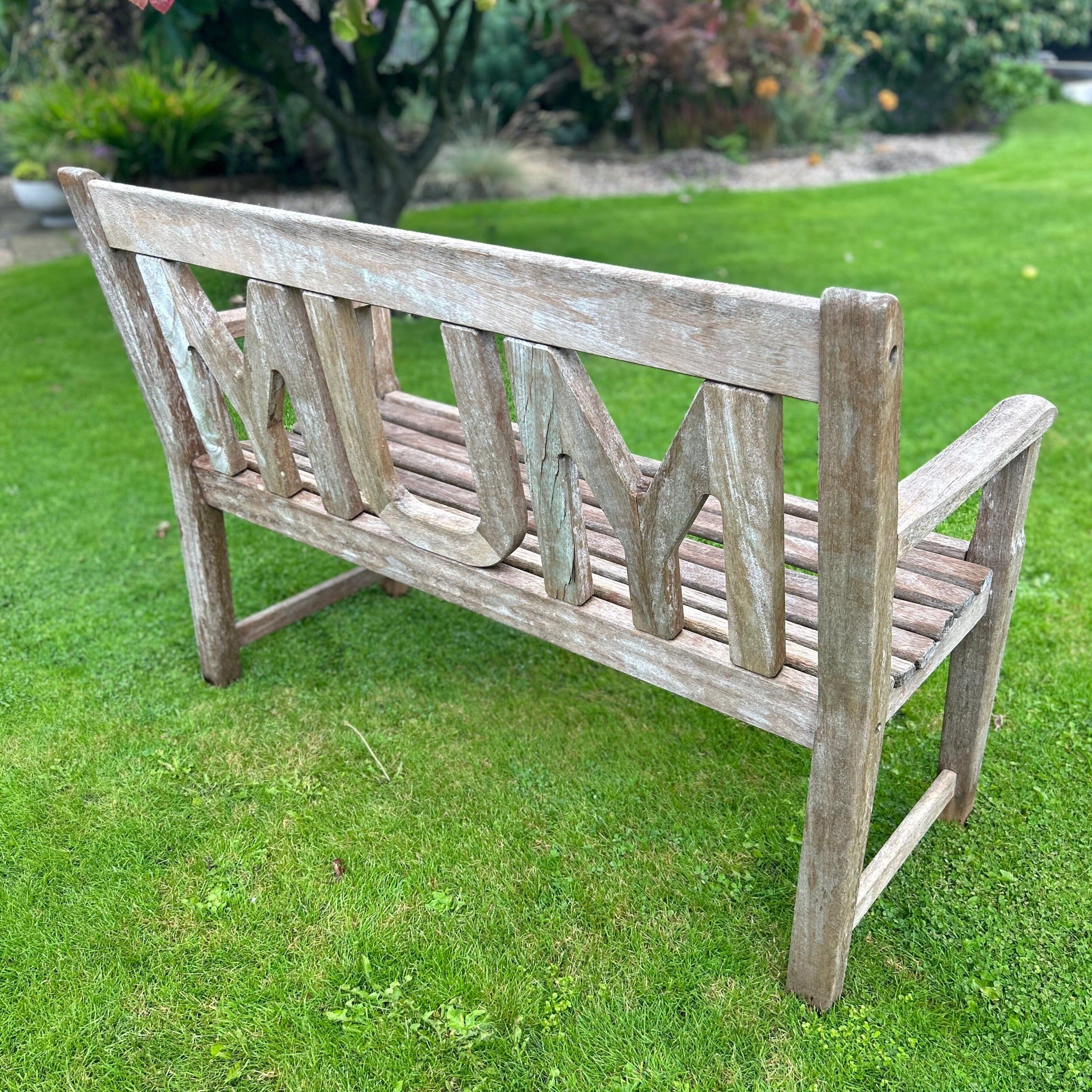 MUM Bench Garden Bench Henderson's