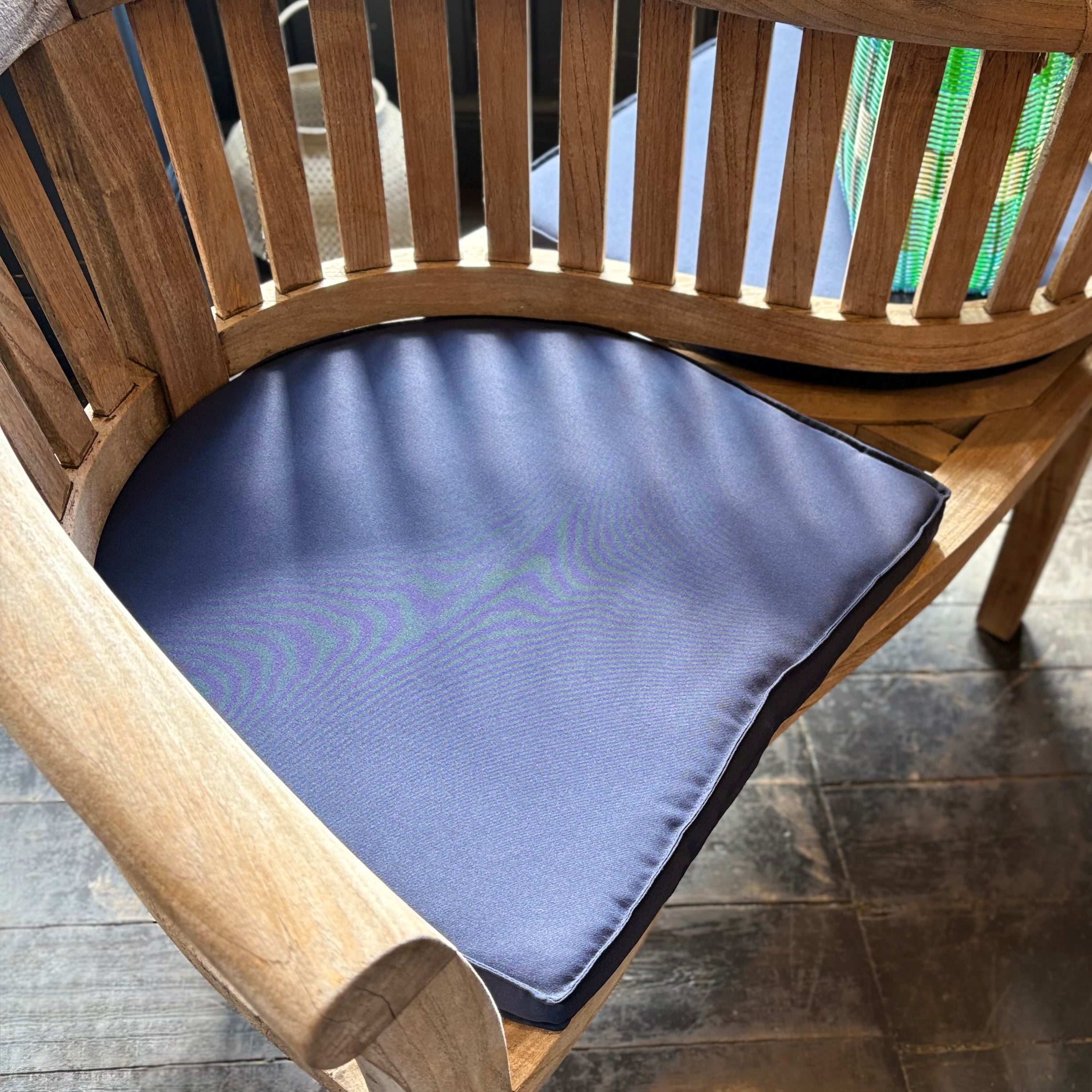 Teak ‘S’ Shaped Companion Bench