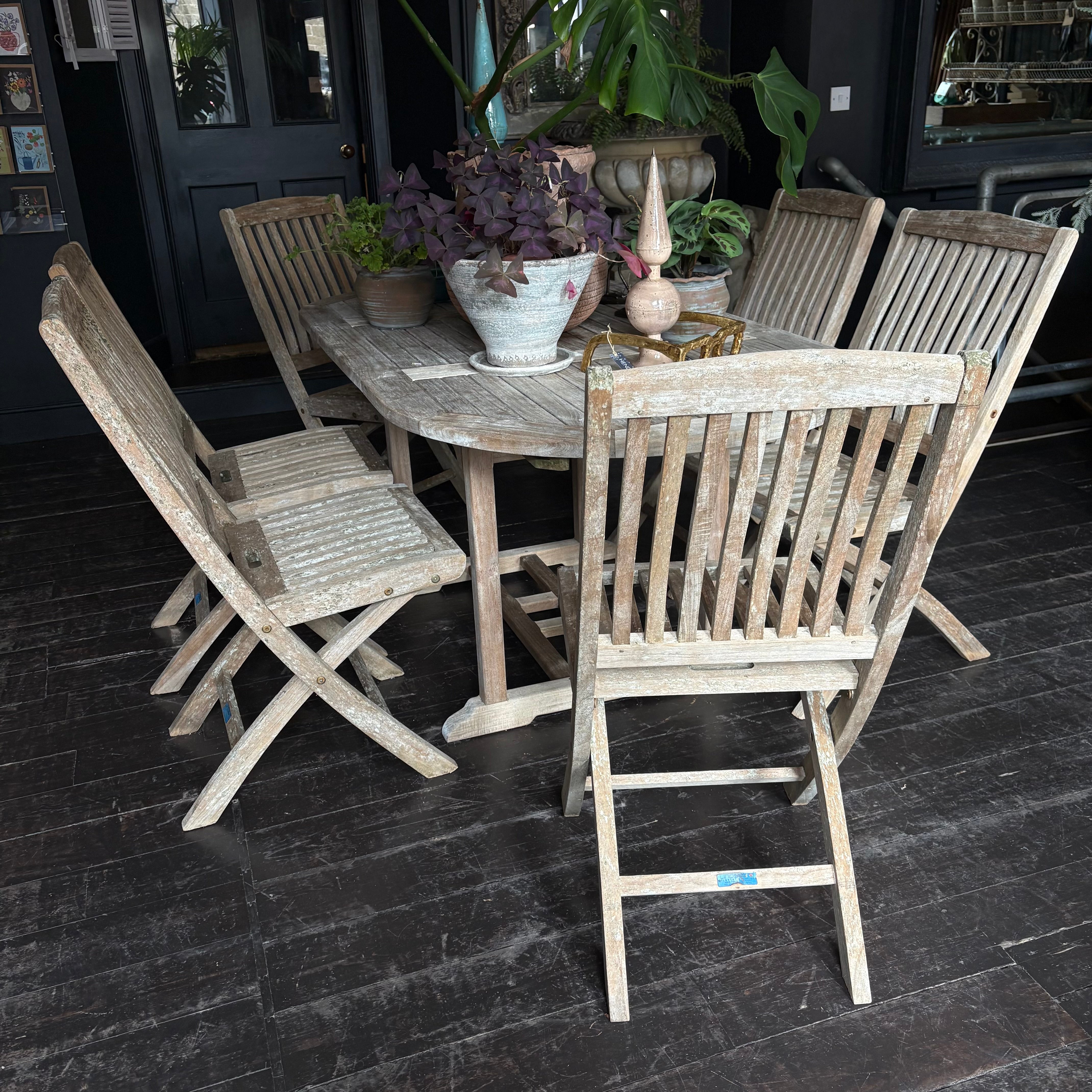 Extending Garden Table & Folding Chair Set