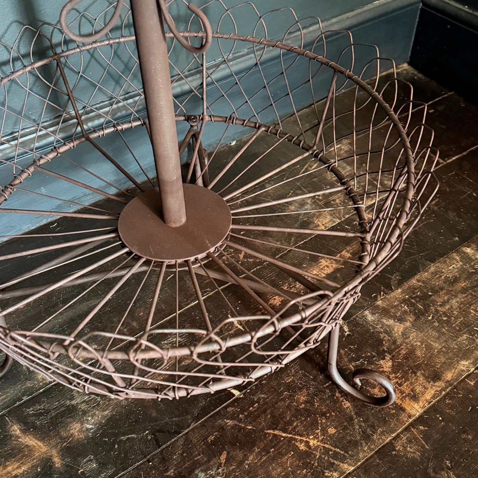 Tiered Wirework Etagere