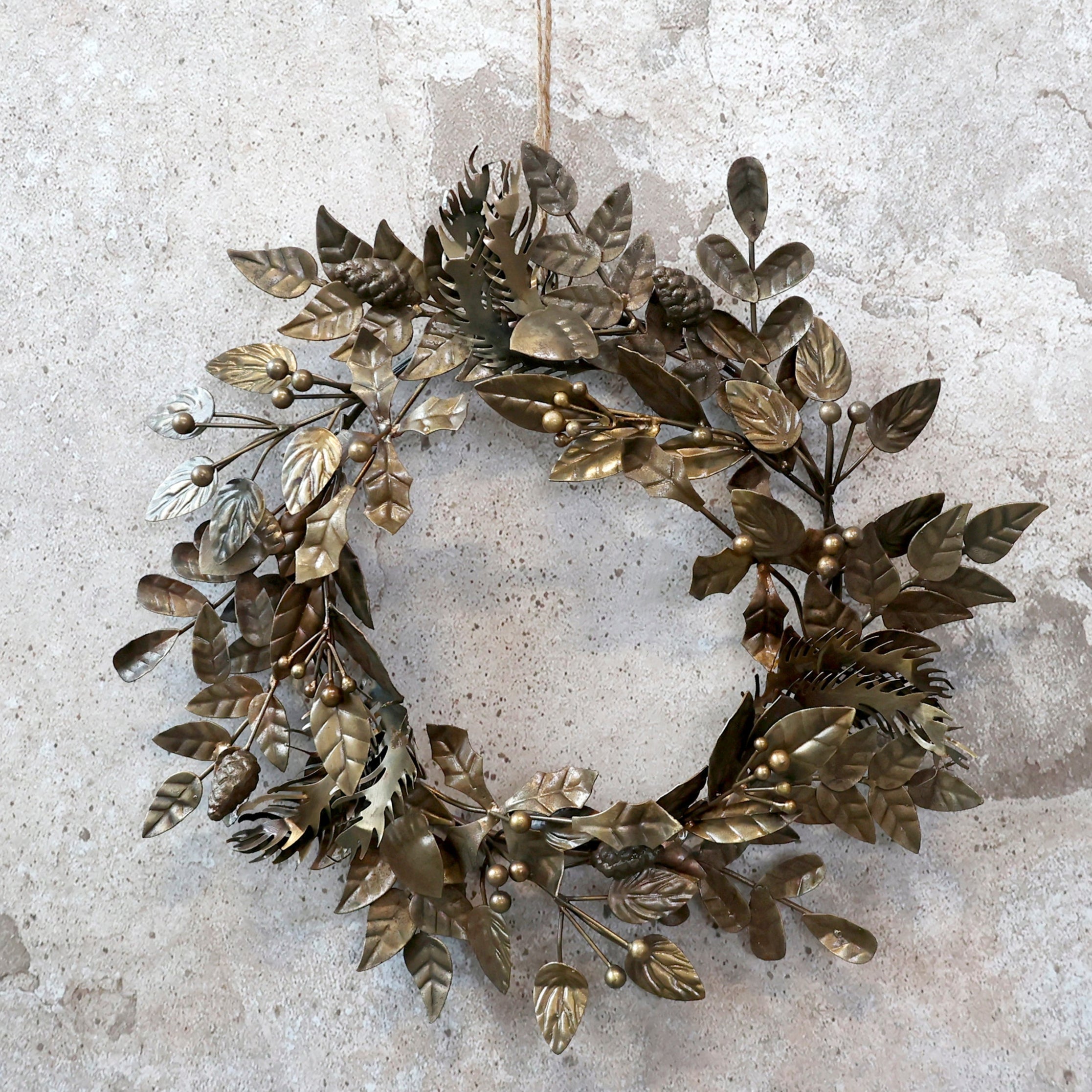 Decorative Metal Woodland Wreath