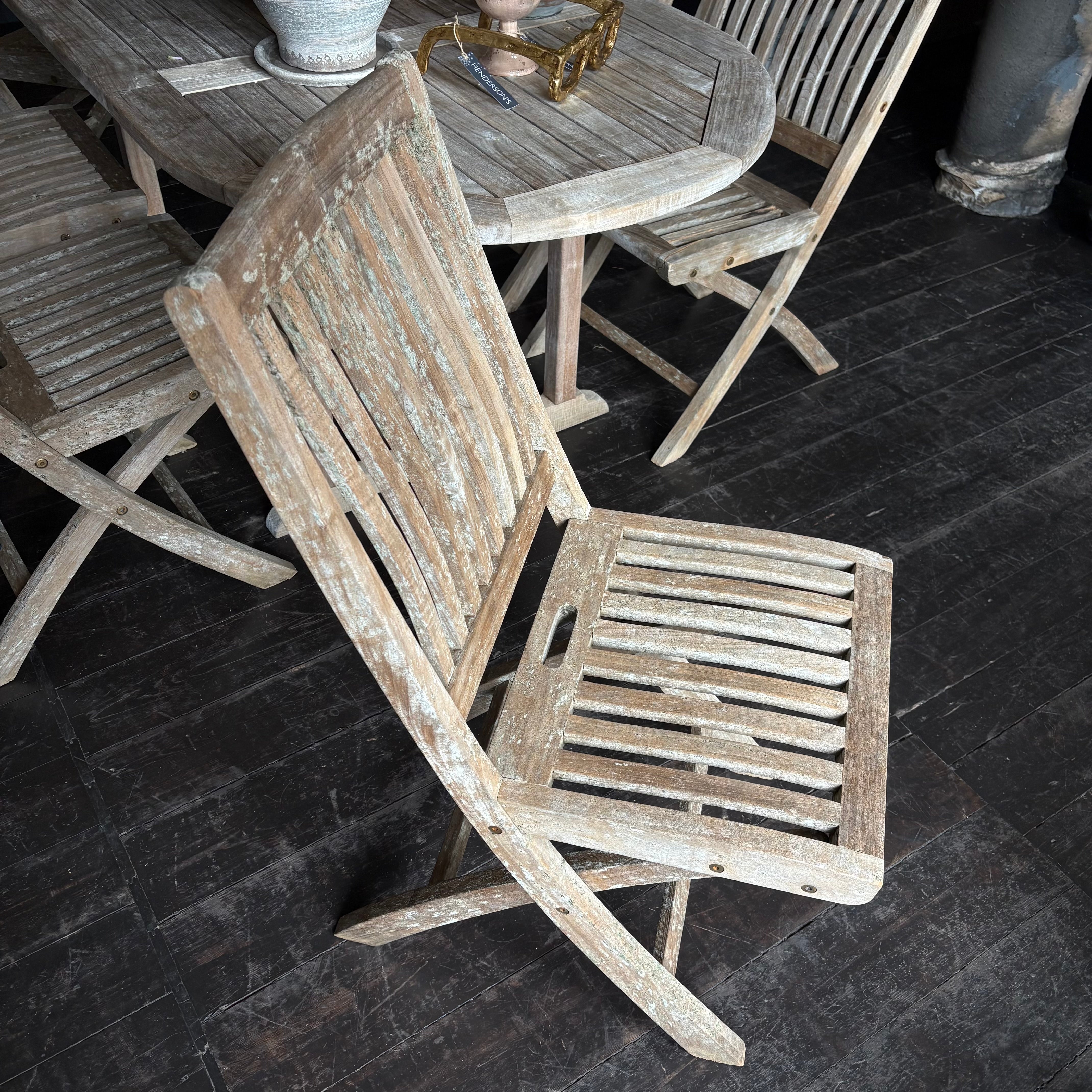 Extending Garden Table & Folding Chair Set