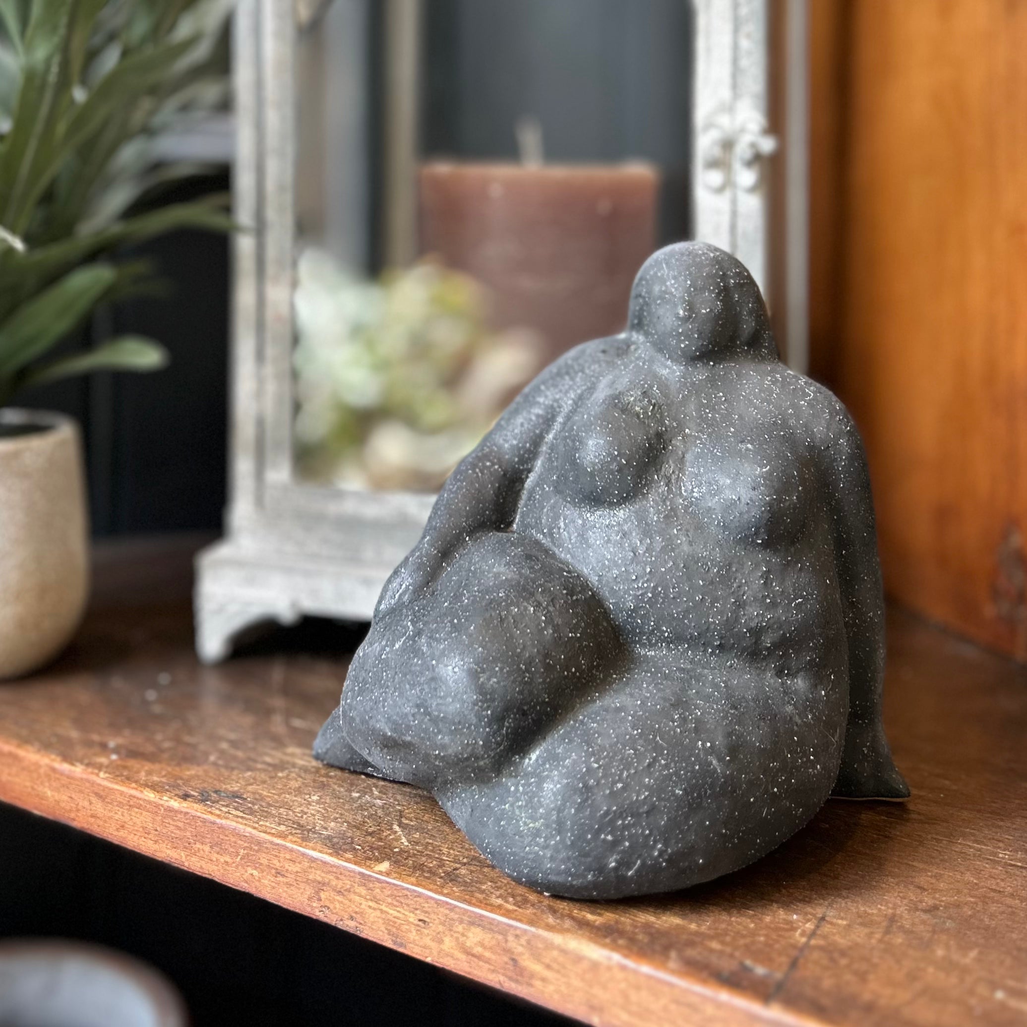 Rolinda Sculpture