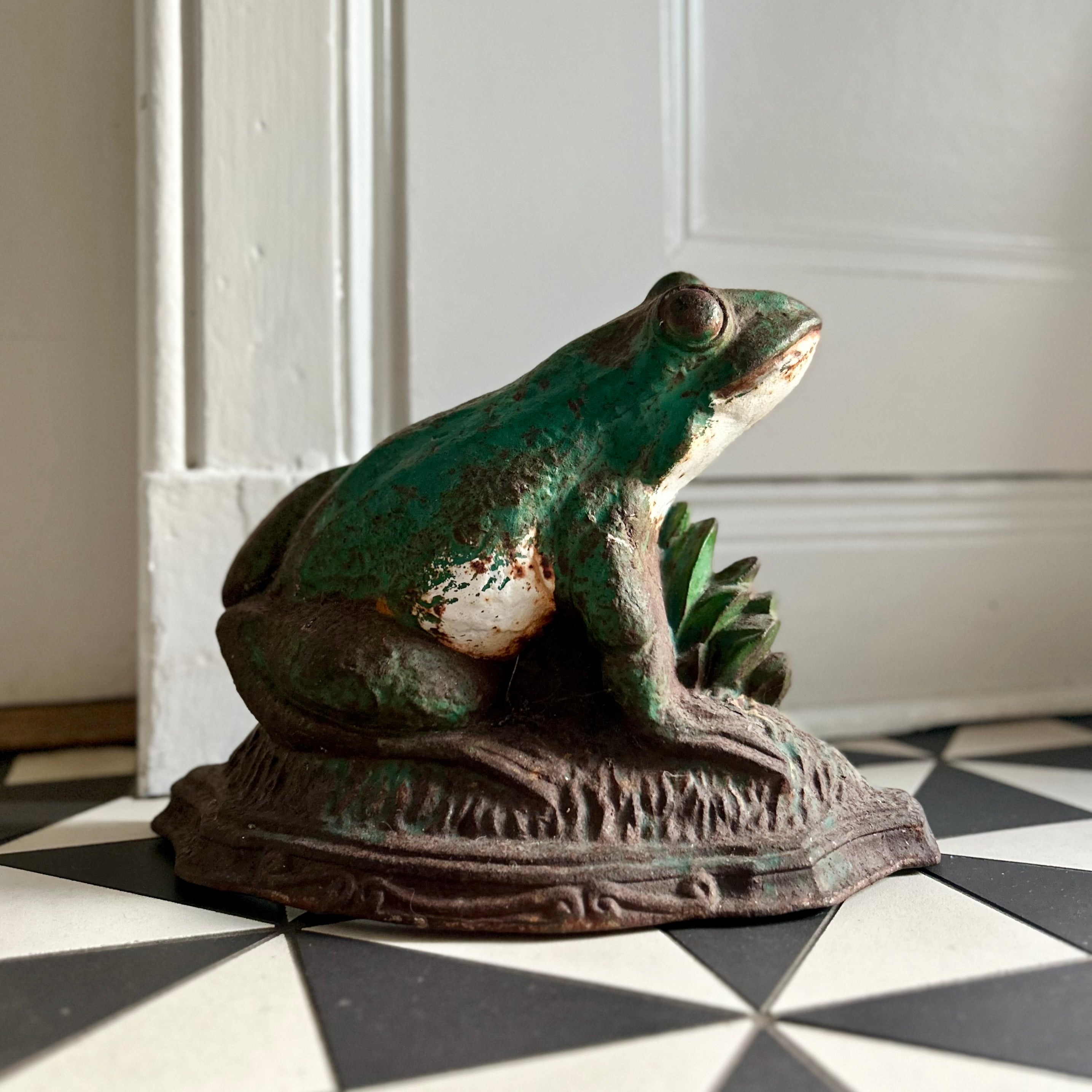 Vintage Iron Frog Doorstop