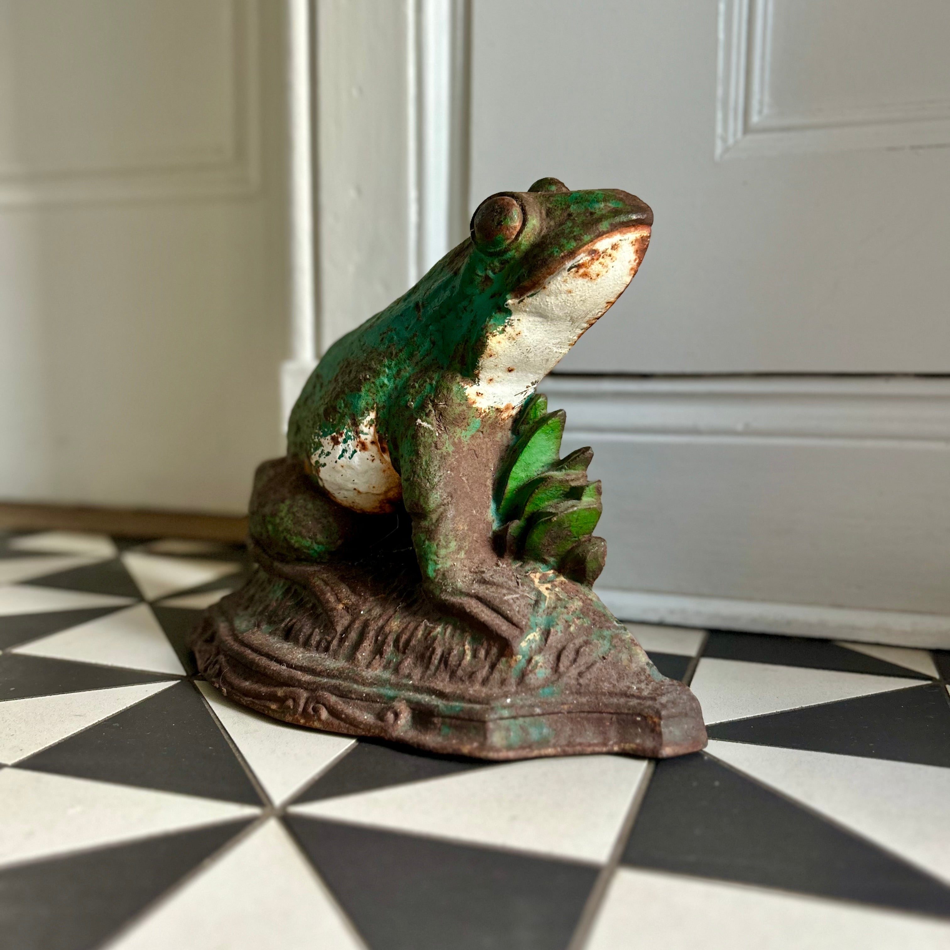 Vintage Iron Frog Doorstop