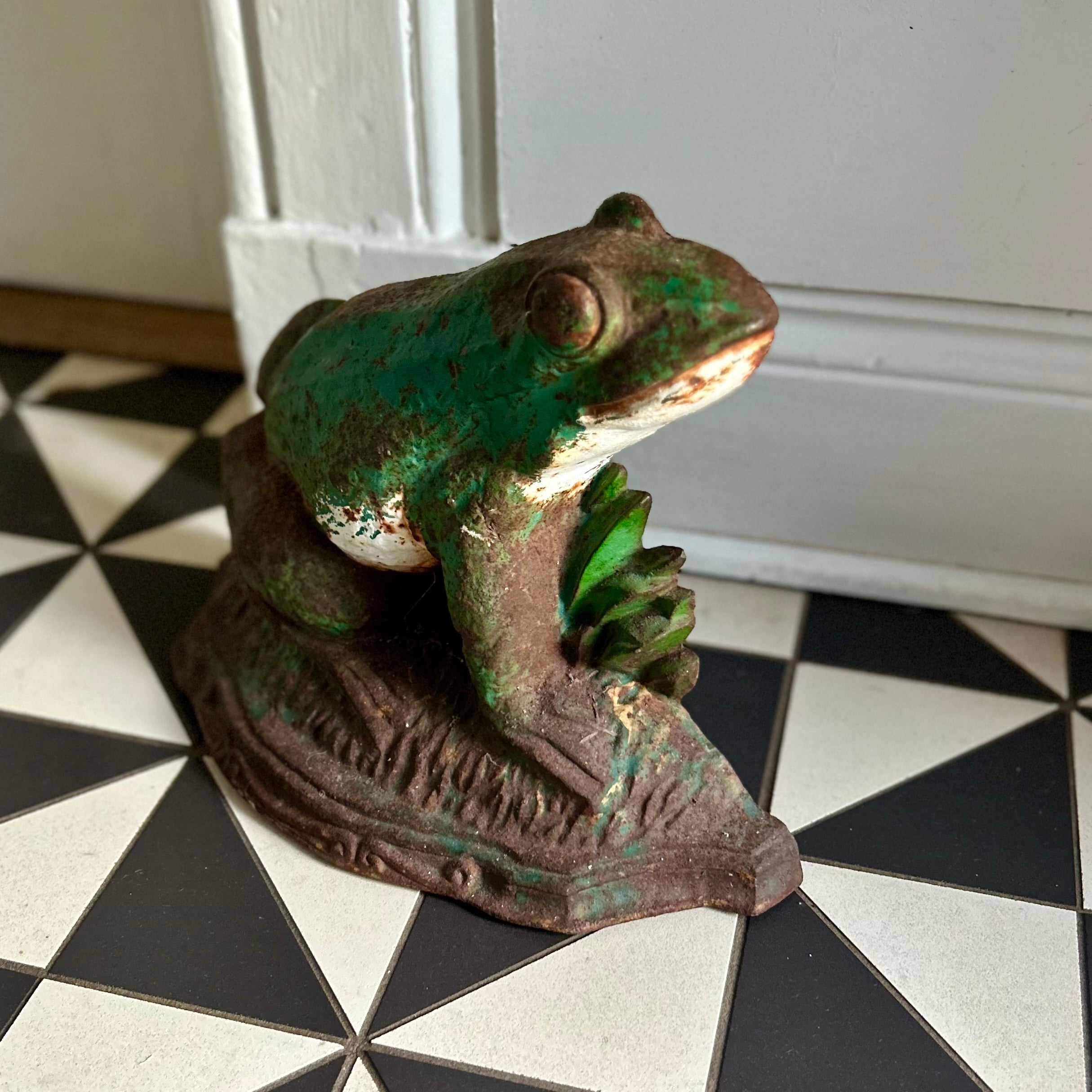 Vintage Iron Frog Doorstop