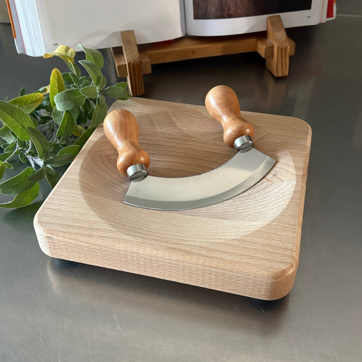 Mezzaluna & Chopping Board Set