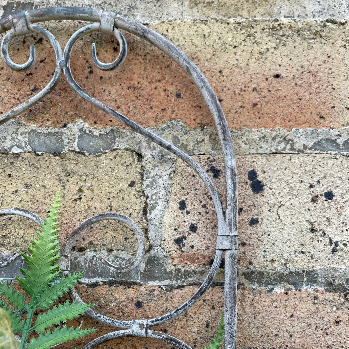 Tuscan Wall Mounted Planter