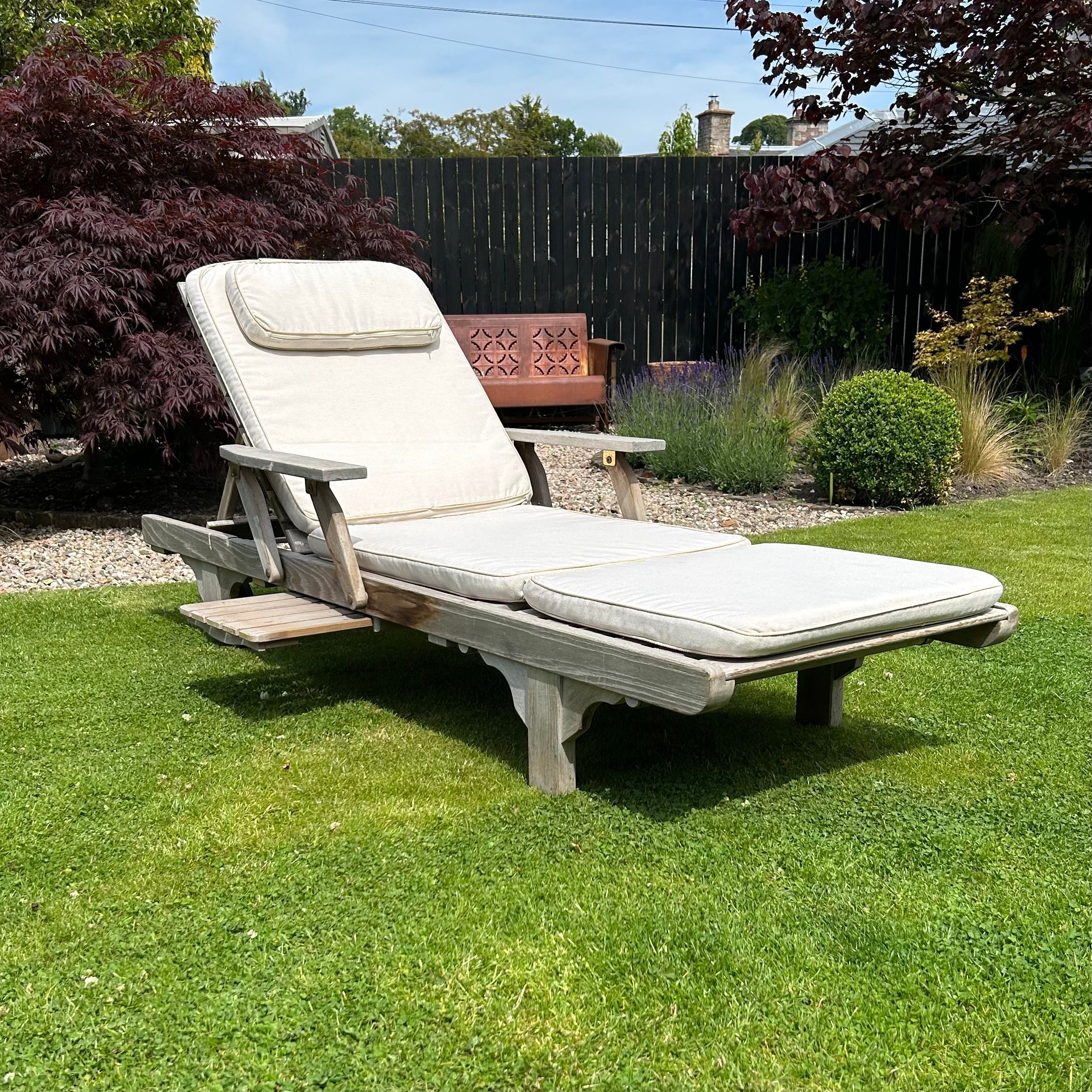 Garden Lounger With Cushion