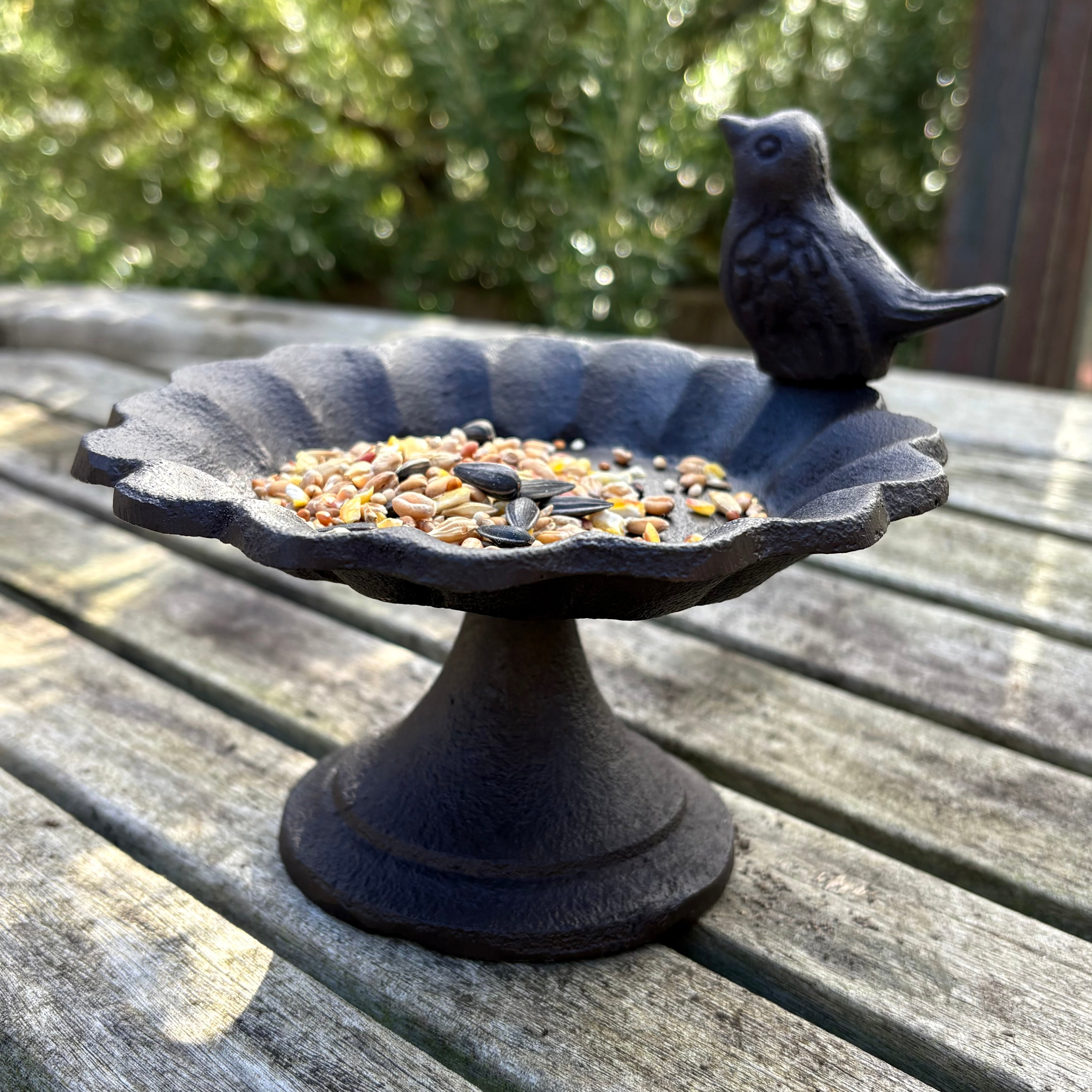 Decorative Iron Bird Bath/ Feeder