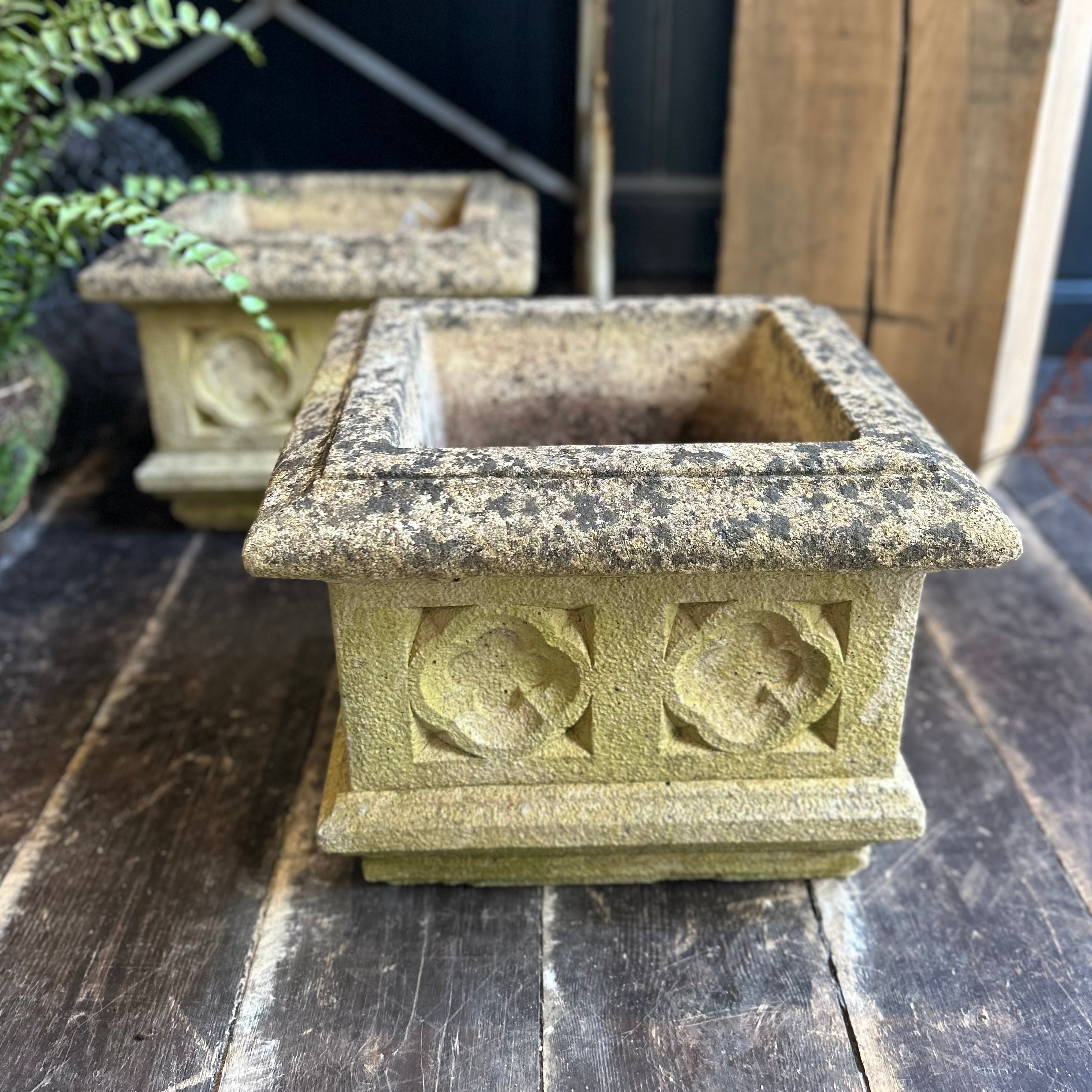 Small Classical Planter